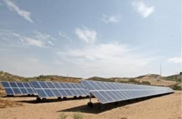 当太阳能板碰上沙漠，会发生什么？